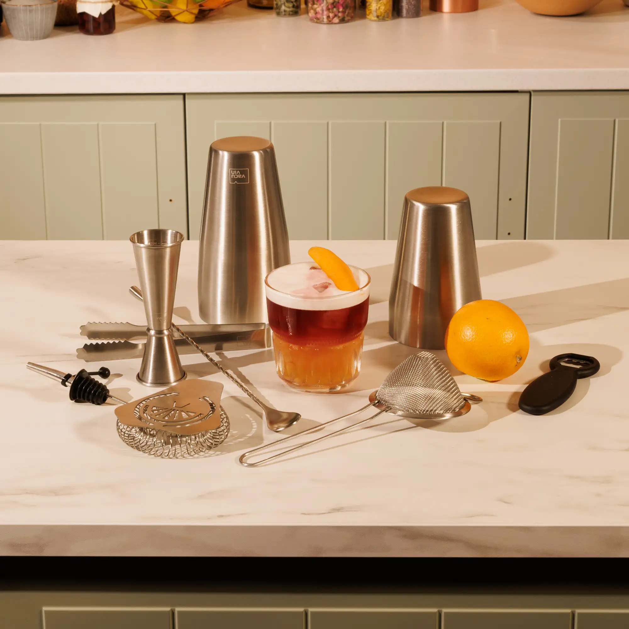 Набор для коктейлей Bar in a Box Mixologist