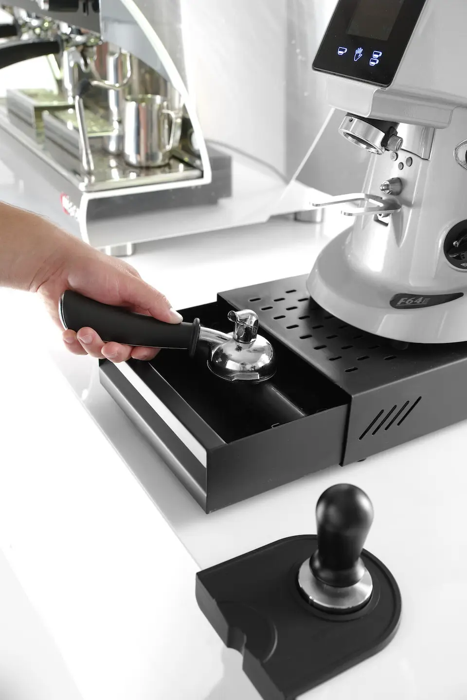 Прямоугольная чёрная подставка для тампера из углеродистой стали