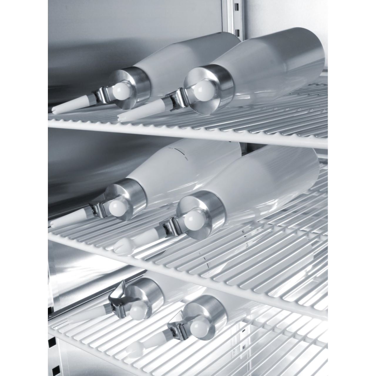 Сифон для сливок Kitchen Line, алюминиевый корпус с чёрным покрытием, 0,5 л