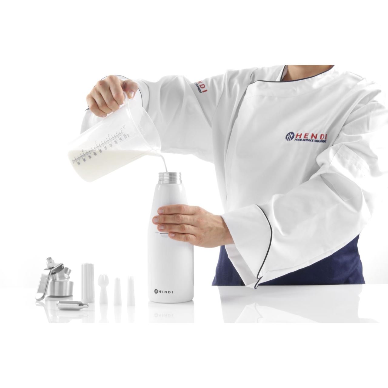Сифон для сливок Kitchen Line, алюминиевый корпус с чёрным покрытием, 0,5 л