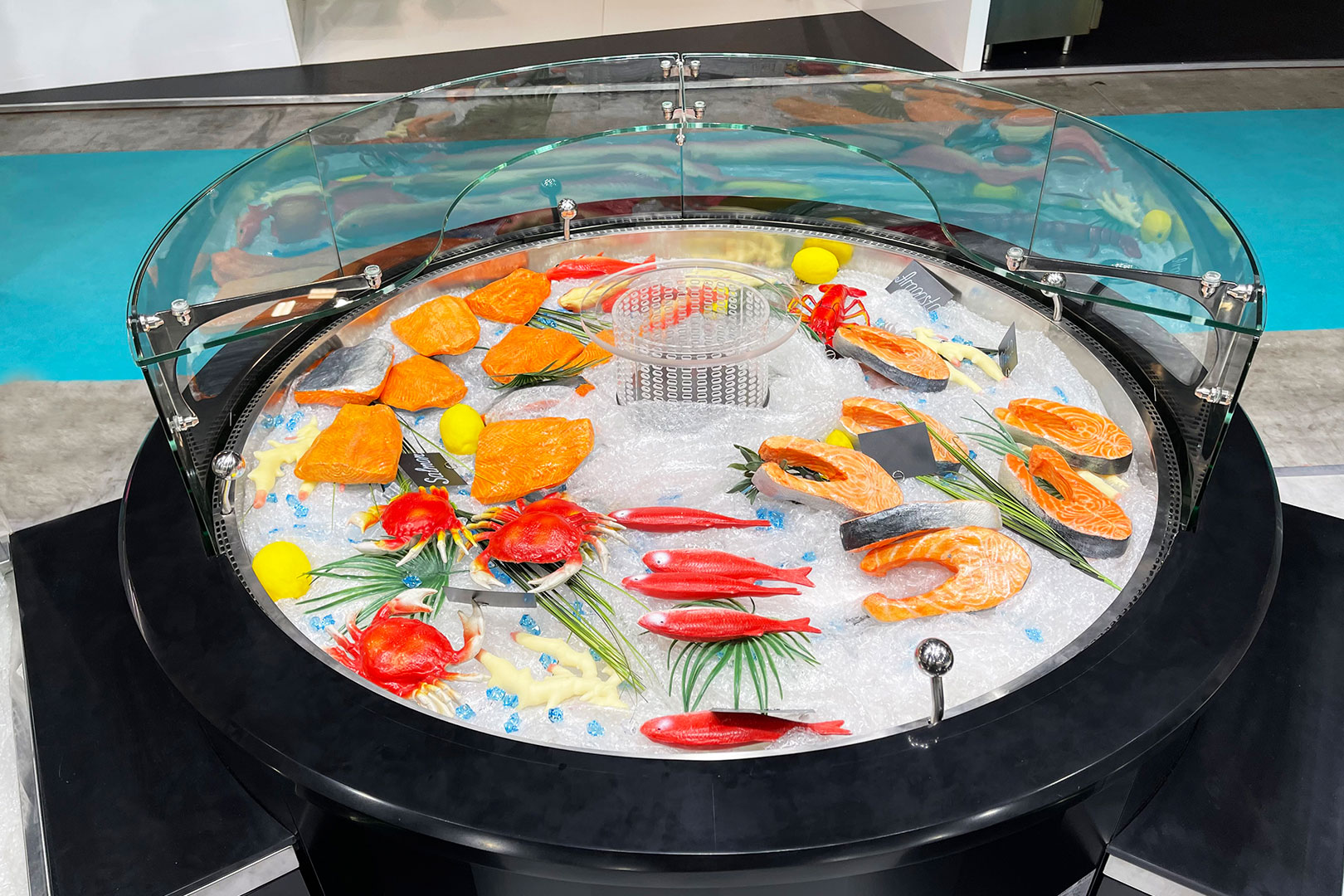 Специализированная витрина для продажи рыбы и морепродуктов Missouri promo AC 151 fish L A