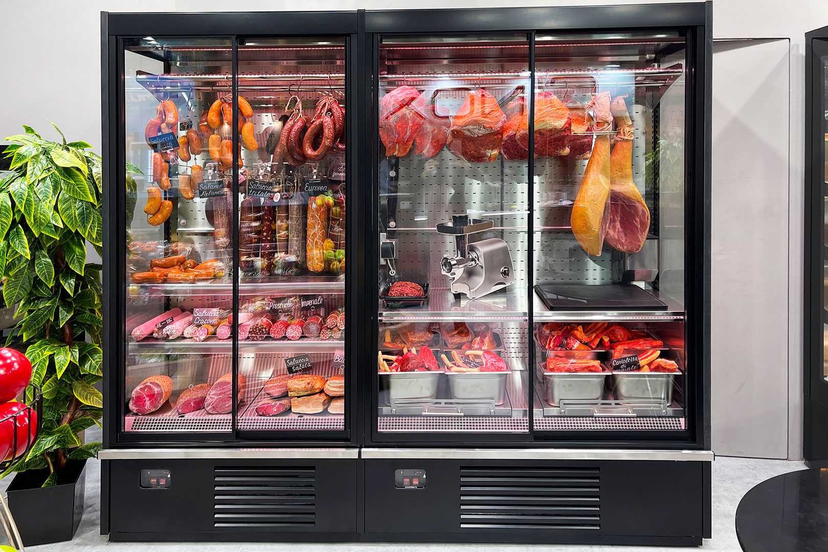 Специализированная витрина для продажи мяса Indiana medium AV 070 meat D 210-DLA - 937